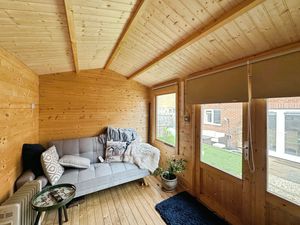 Photo 16- click for photo gallery